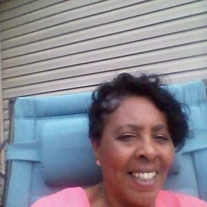 Meet your Posher, Edie